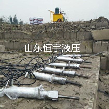 礦山開(kāi)采劈裂機(jī) 液壓巖石劈裂機(jī)在巖石開(kāi)采中的應(yīng)用與價(jià)格分析