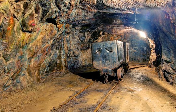 礦山開(kāi)采安全距離解析 保障生產(chǎn)安全的重要參數(shù)